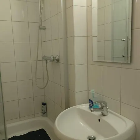 5 Leipzig *